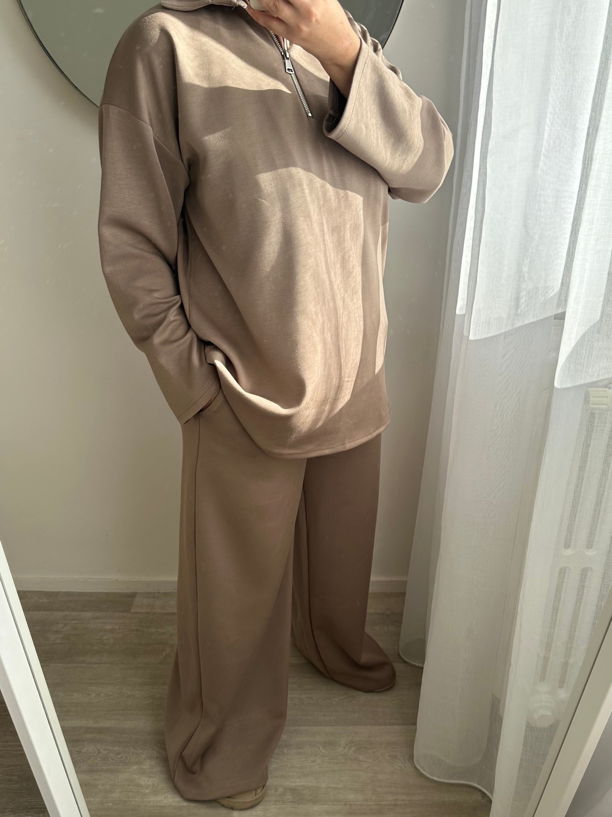 ENSEMBLE CASUAL TAUPE